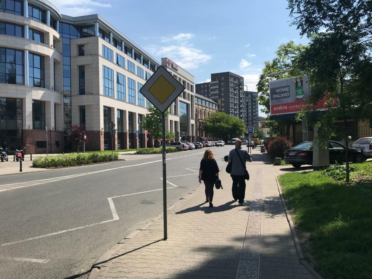 Nina Na Bielanskiej Warsaw Exterior photo